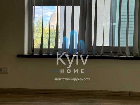 коммерческая по адресу Редутная ул., 58