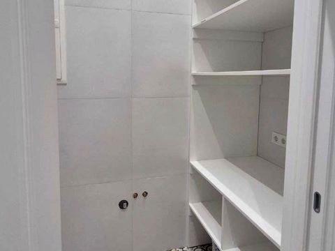 комерційна за адресою Дніпро, Ламана вул., 18