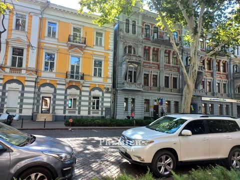 комерційна за адресою Італійська вул. (Пушкінська), 5