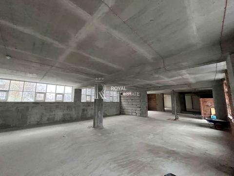 комерційна за адресою Миколи Ушакова вул., 1-Д