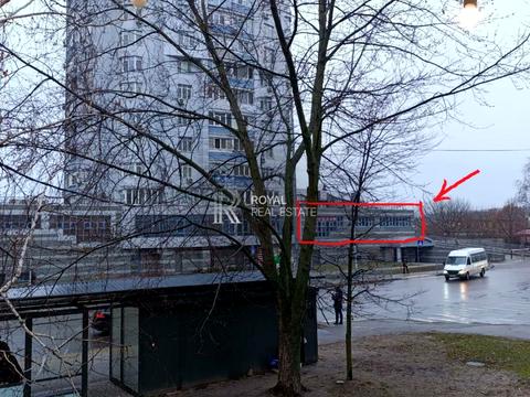 комерційна за адресою Миколи Ушакова вул., 1-Д