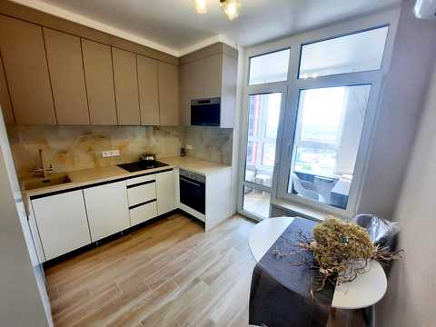 квартира за адресою Набережно-Рибальська вул., 27