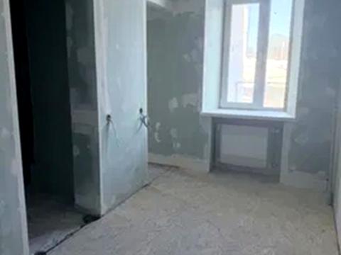 1873411557697095
