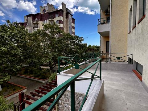 квартира за адресою Вишнева вул., 2