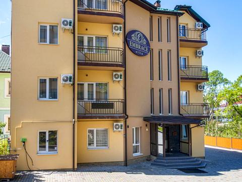 комерційна за адресою Трускавець, Роксолани вул., 24