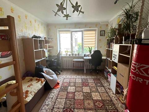 квартира за адресою Євгена Чикаленка вул., 44/1