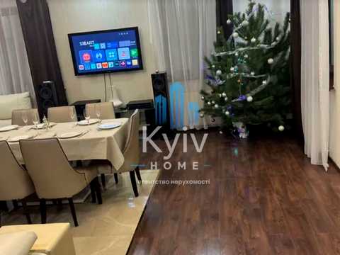 будинок за адресою Центральна вул., 4
