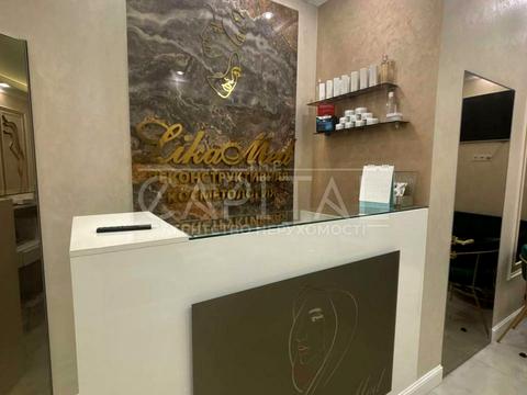 коммерческая по адресу Михаила Бойчука ул. (Кіквідзе), 19-А