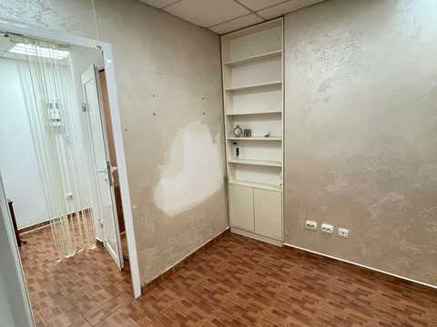 коммерческая по адресу Юности просп., 27