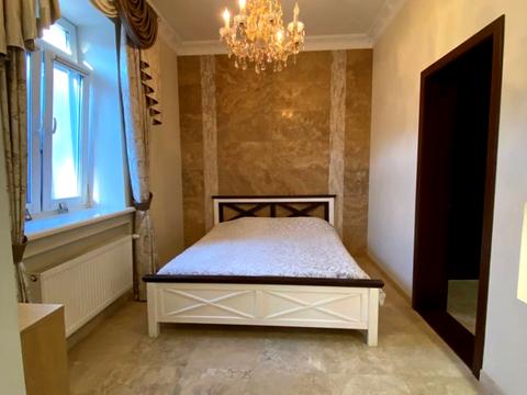 дом по адресу Василя Стефаника ул. (Гаршина)