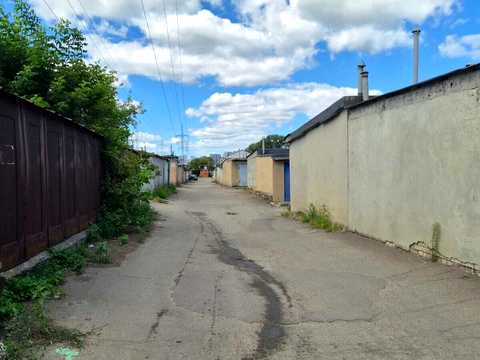 паркоместо по адресу Покільска ул. (Камышинская), 4