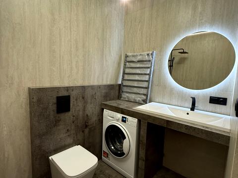 квартира за адресою Героїв 128-ї Бригади вул. (8 Березня), 56 к1