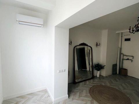квартира за адресою Зброярська вул. (Малиновського), 7