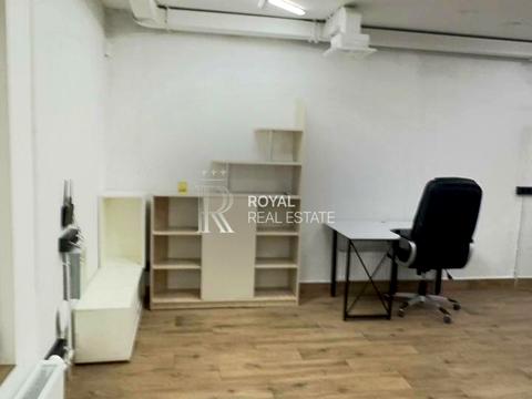 комерційна за адресою Київ, Дніпровська набережна вул., 18-Б