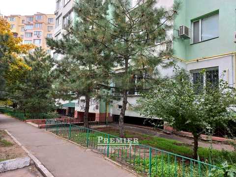 комерційна за адресою Композитора Ніщинського вул., 16