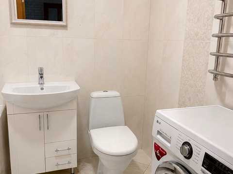квартира за адресою Свободи бульв., 1