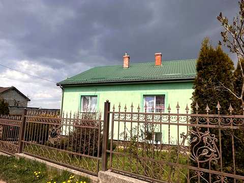 будинок за адресою Сонячна вул.