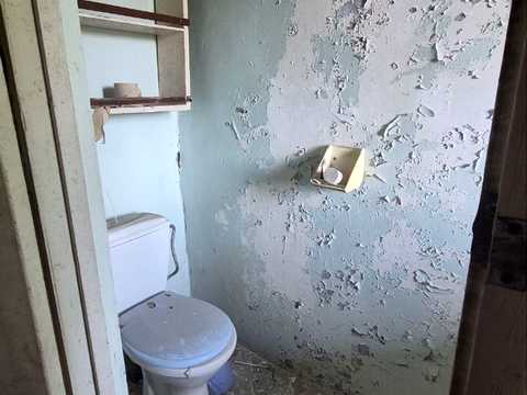 будинок за адресою 1 линия