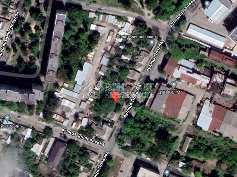 ділянка за адресою Польова вул., 32