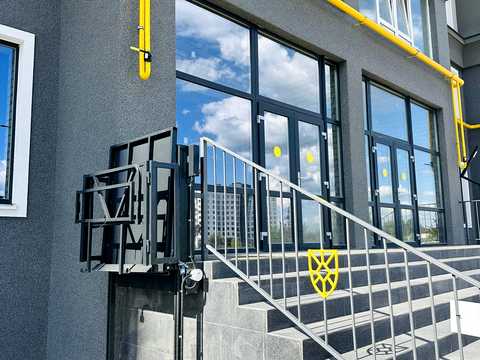 коммерческая по адресу Івана Кожедуба ул., 3