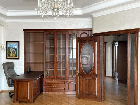 квартира за адресою Міщенка вул., 4