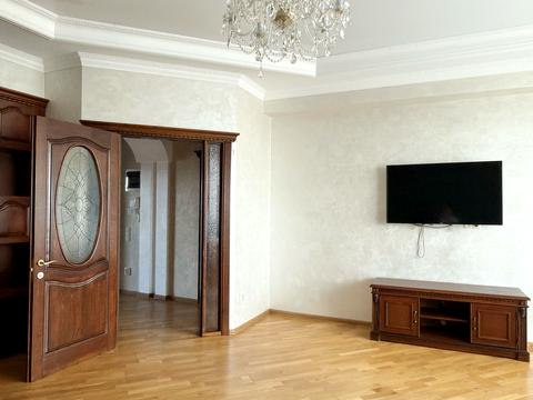 квартира за адресою Міщенка вул., 4