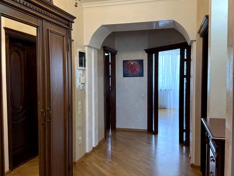 квартира за адресою Міщенка вул., 4
