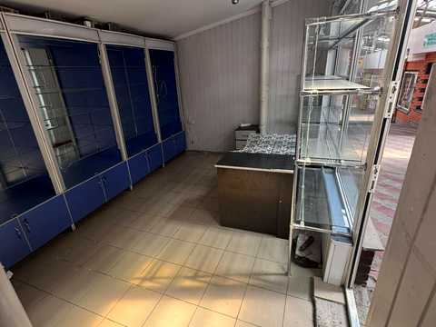 комерційна за адресою Базарна вул., 20