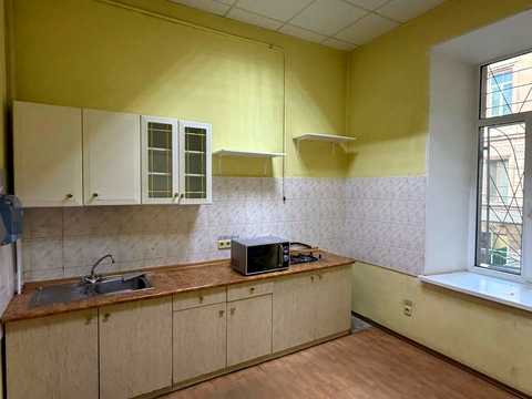 комерційна за адресою Університетська вул. (Щепкіна), 3