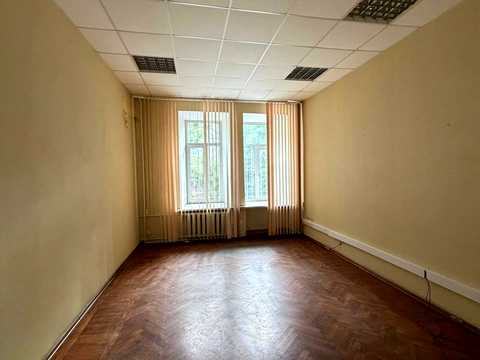 комерційна за адресою Університетська вул. (Щепкіна), 3