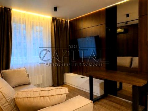 квартира за адресою Салютна вул., 2к16