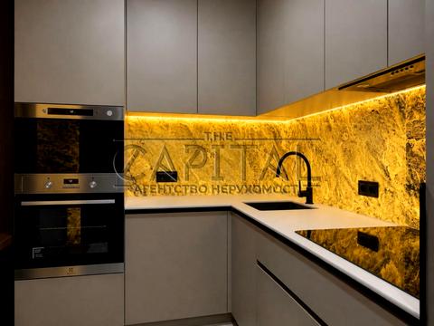 квартира за адресою Салютна вул., 2к16