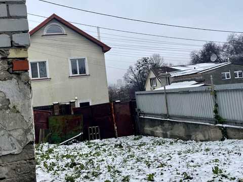будинок за адресою Карпатської Січі вул. (Гвардійська)