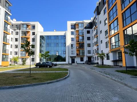 квартира за адресою Райдужна вул., 104
