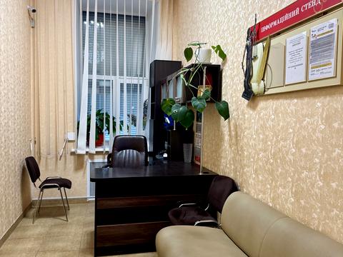 комерційна за адресою Соборна вул., 45