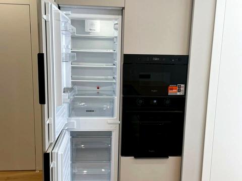 квартира за адресою Віктора Некрасова вул. (Північно-Сирецька), 10