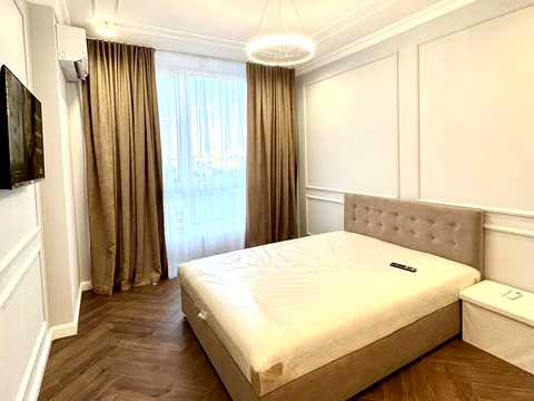 квартира за адресою Причальна вул., 10