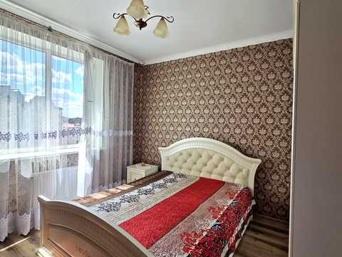 квартира за адресою Дмитра Коцюбайла вул., 3