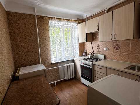 квартира за адресою Рівне, Степана Бандери вул., 36а