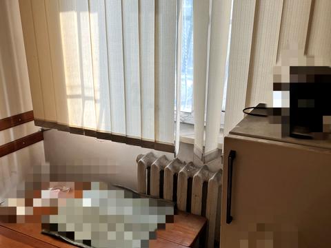 комерційна за адресою майдан Визволення пл., 4