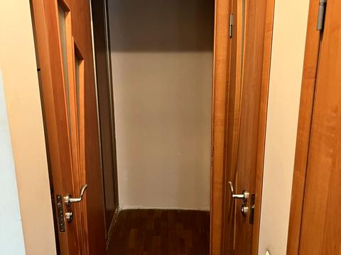комерційна за адресою майдан Визволення пл., 4