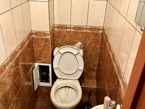 комерційна за адресою майдан Визволення пл., 4