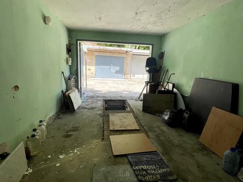 паркомісце за адресою Зеленогірська вул., 2