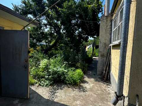 дом по адресу Пряникова ул. (Прянишникова)