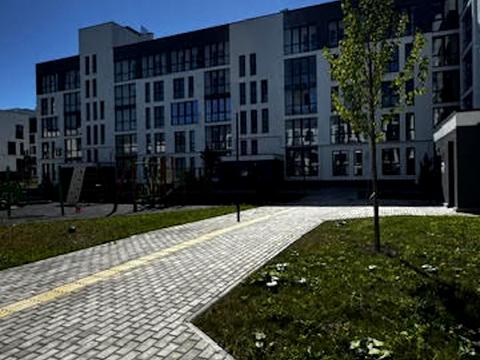 квартира за адресою Надійна вул., (Будинок 1)