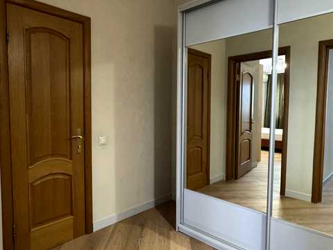 квартира за адресою Кирилівська вул. (Фрунзе), 14/18