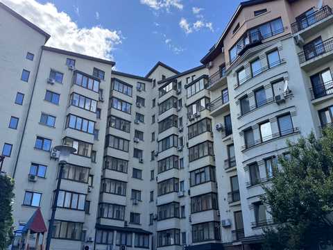 квартира за адресою Кирилівська вул. (Фрунзе), 14/18