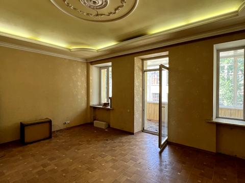 квартира за адресою Чернишевська вул., 76