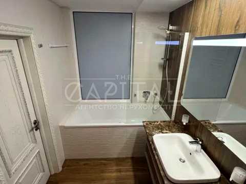 квартира за адресою Драгоманова вул., 40-Е