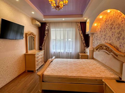 квартира за адресою Вишнева вул., 1